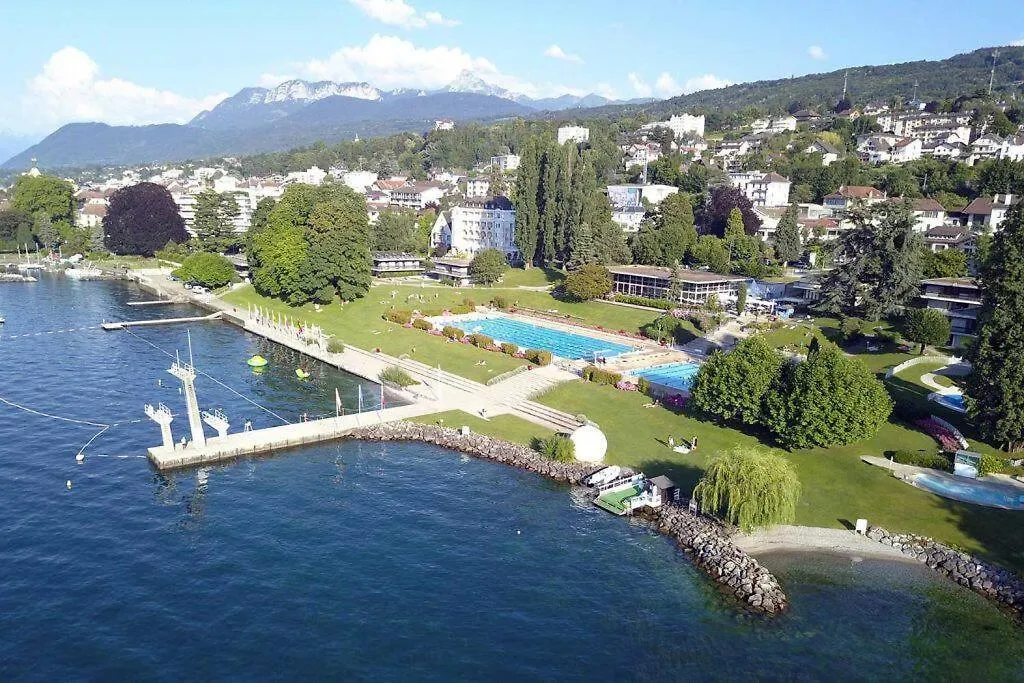 Maison Neuve Commune Evian Les Bains Publier Frankreich